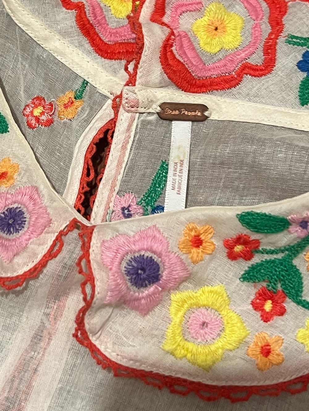 Bloggers fave Free People Flowers of Love embroidered sheer top ecru SZ small - Picture 13 of 16